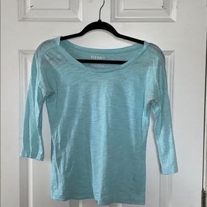 Beautiful Light Blue Quarter-Length Top